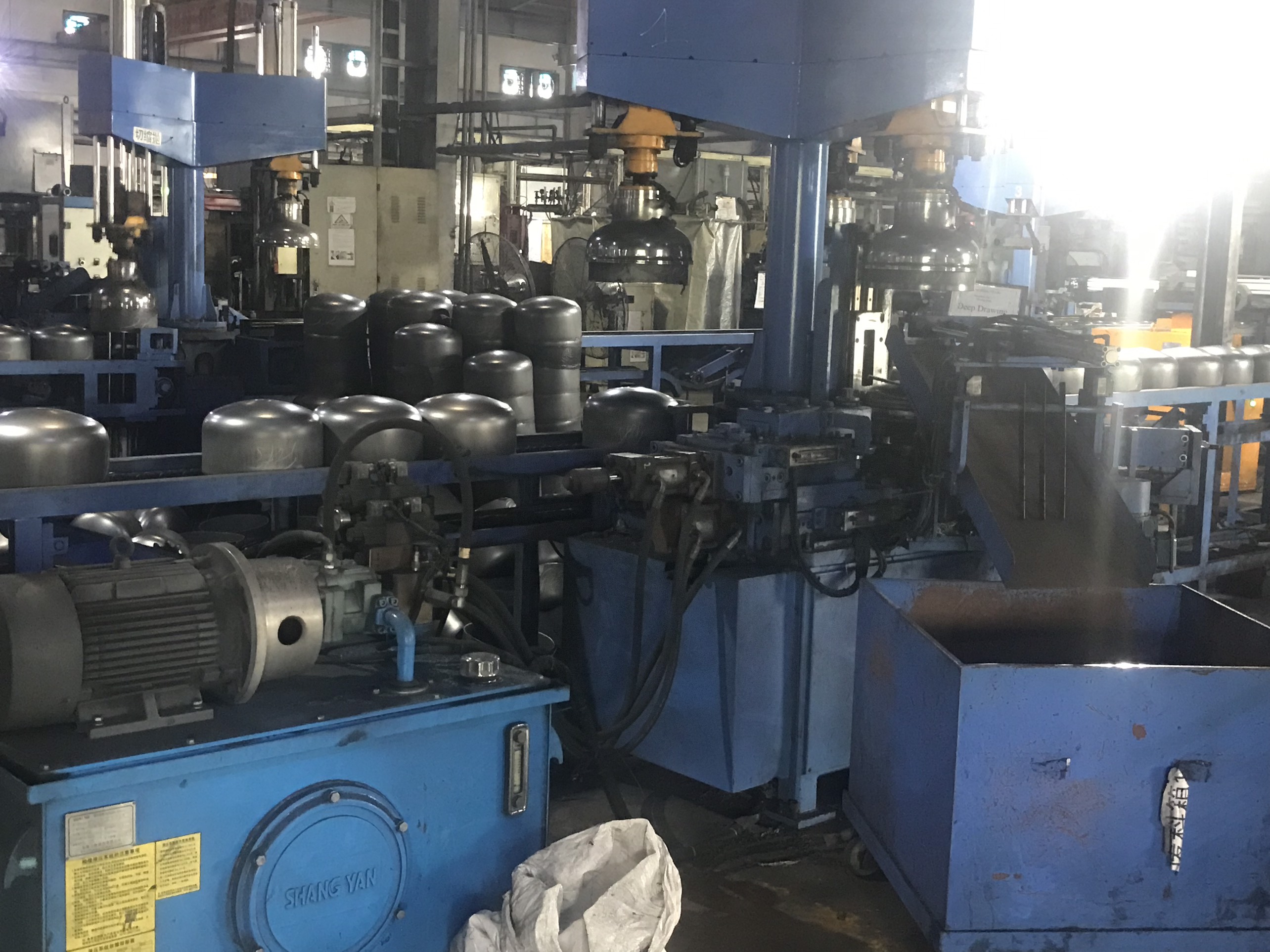 Hydraulic press